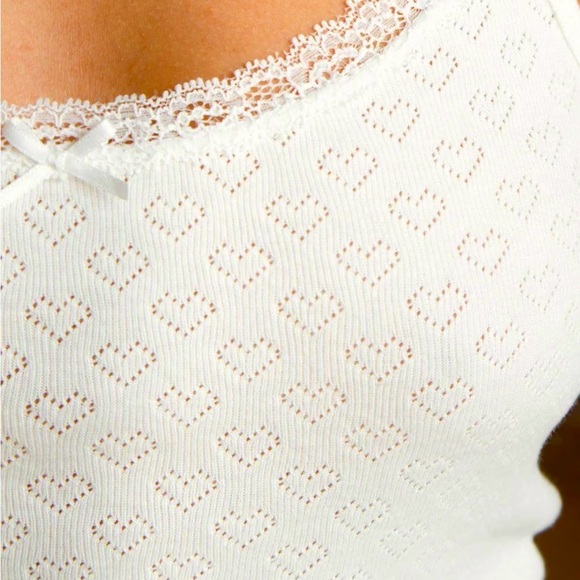 Brandy Melville Heart Eyelet Tank Top - Picture 3 of 6